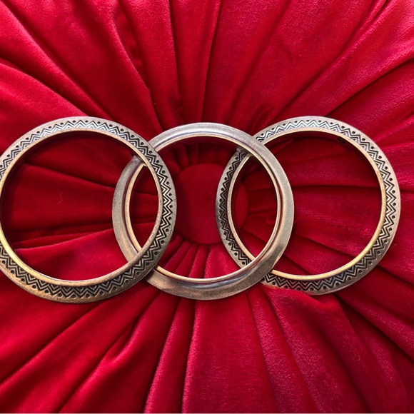 Silver Patterned Bangles 3 🌼🌼🌼🌼 - Picture 13 of 14